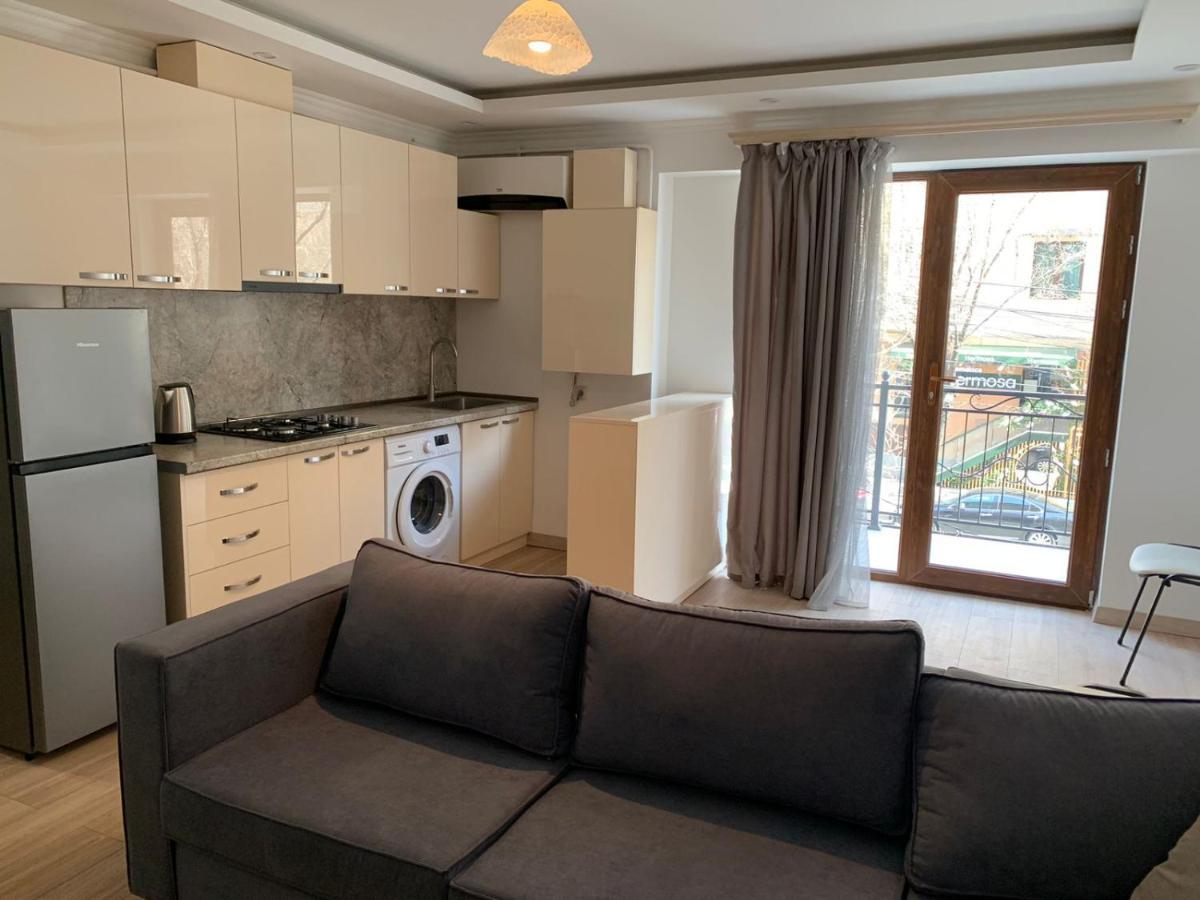 19Tumanyan Excellent Apartment In The Centre Of Capital Erevan Esterno foto